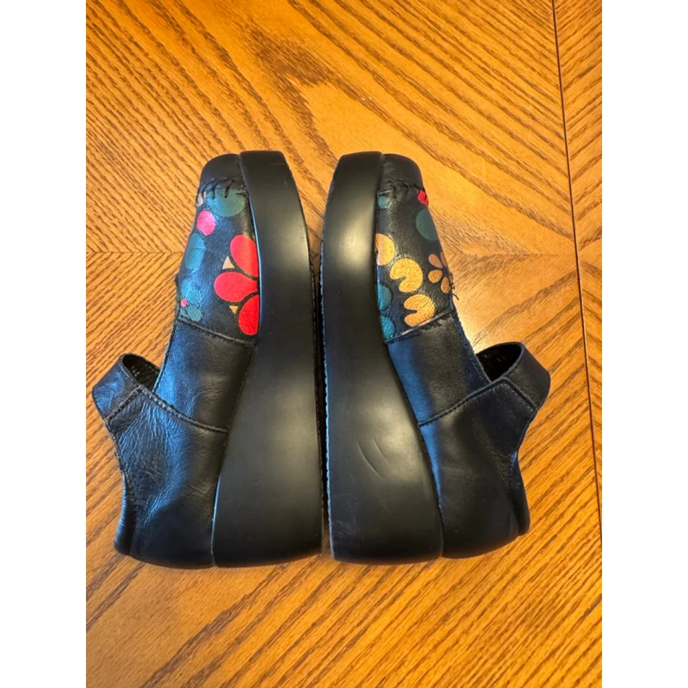 Perugino Black Leather Mary Janes